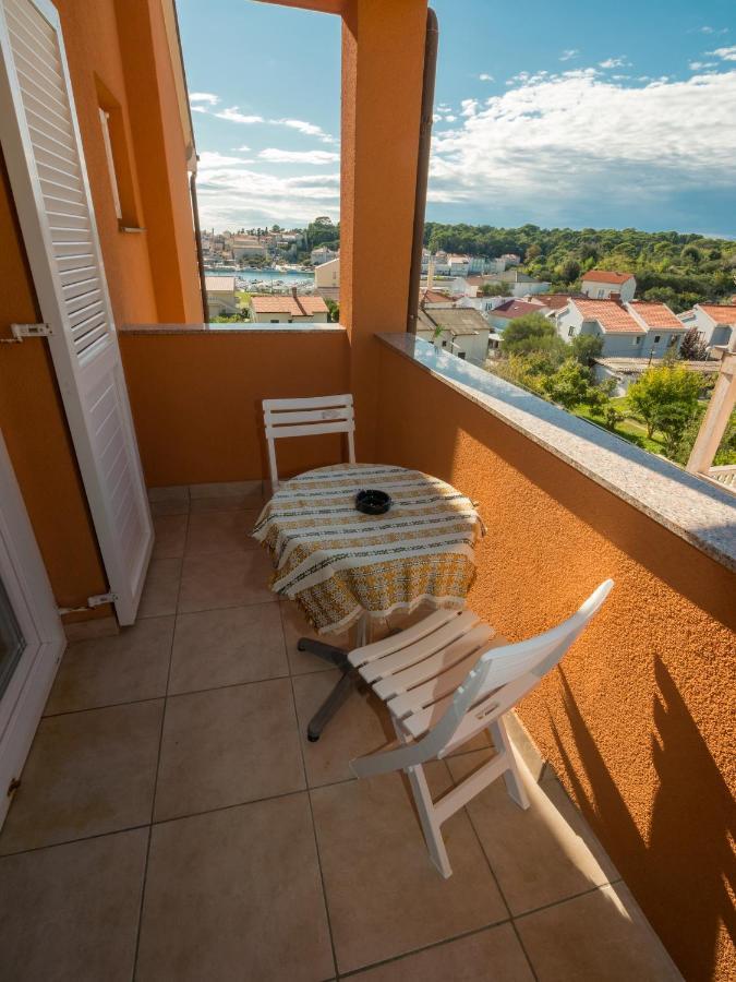 Apartments Bene Banjol Екстер'єр фото